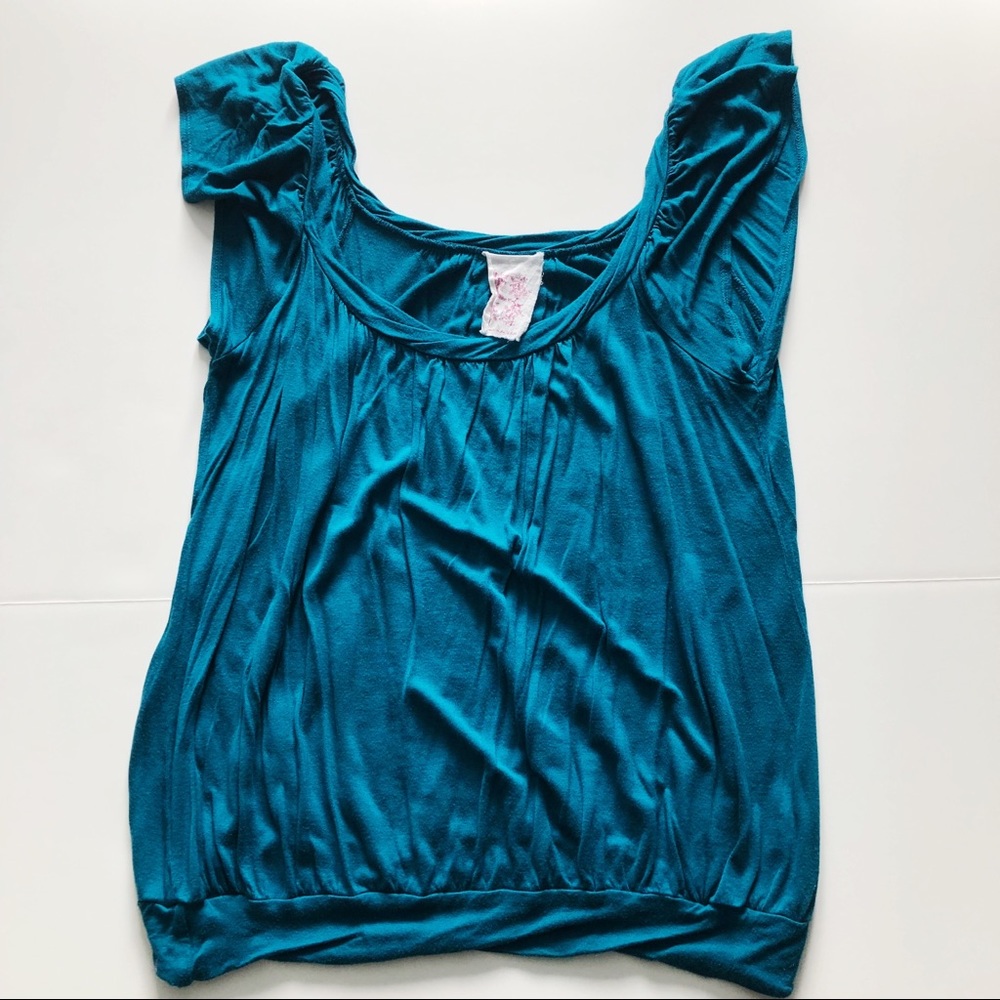 Teal ruffled and soft short sleeved shirt. Size M
